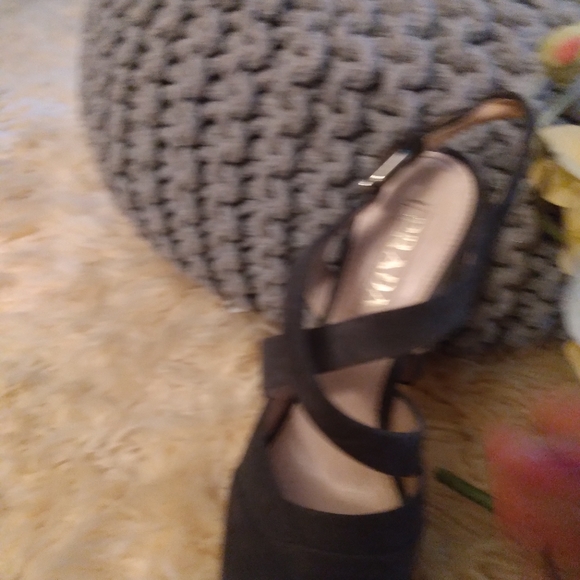 Prada Shoes - Picture 2 of 6